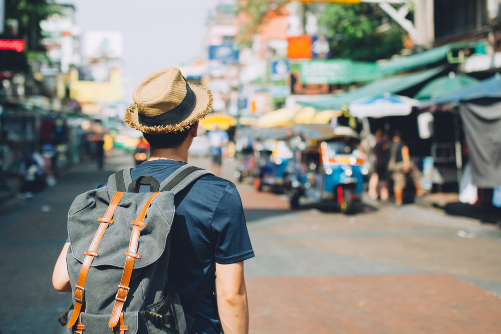 traveling di dunia