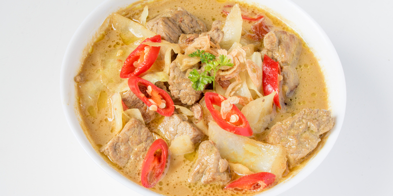 Hidangan meja makan keluarga saat Idul Adha mungkin sebagian besarnya merupakan olahan daging kambing dan sapi. Penyajiannya saja yang berbeda tergantung selera, ada yang dibuat sate, gulai tongseng, sop, kari, dan sebagainya. Namun tahukah Sahabat Sehat bahwa daging kambing memiliki sejumlah manfaat bagi kesehatan? Yuk, ketahui apa saja efek baiknya.  Menurunkan Risiko Penyakit Kanker Tak [&hellip;]